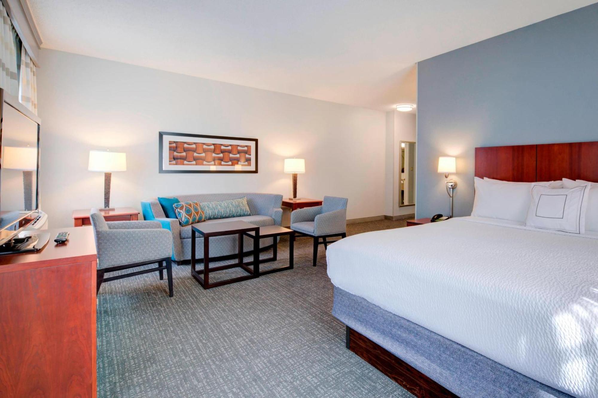 คอร์ตยาร์ด รอลีจ์ แคร็บทรี แวลเลย์ Hotel ราลลี ภายนอก รูปภาพ