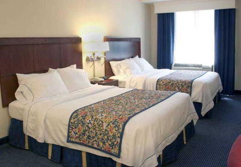 คอร์ตยาร์ด รอลีจ์ แคร็บทรี แวลเลย์ Hotel ราลลี ห้อง รูปภาพ