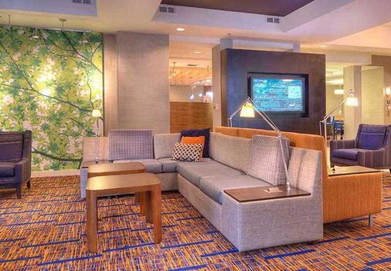 คอร์ตยาร์ด รอลีจ์ แคร็บทรี แวลเลย์ Hotel ราลลี ภายนอก รูปภาพ
